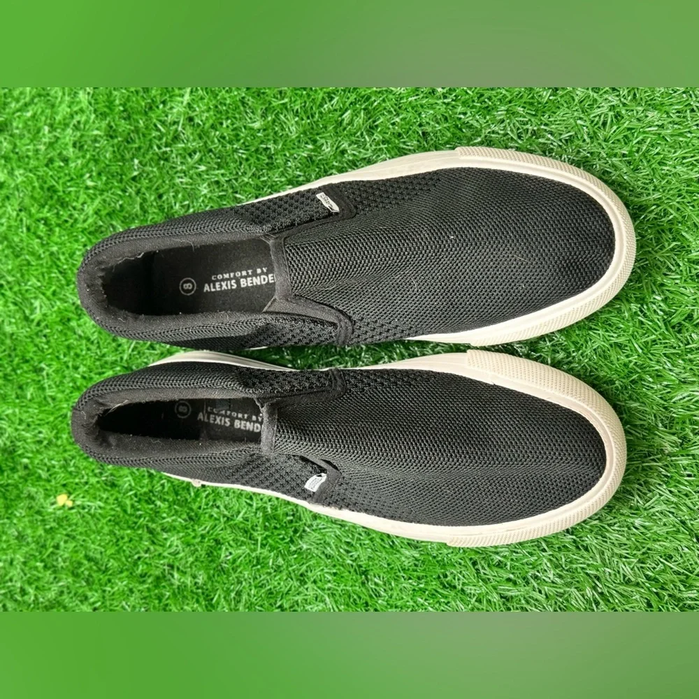WOMEN'S‎ ALEXIS BENDEL BEYLEY SLIP ON SHOES